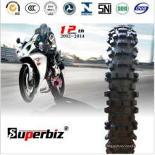 Grandes dentes Motocross pneus (110/90-19) por parte de moto
